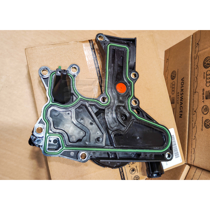 Маслоотделитель AUDI, VAG, VOLKSWAGEN на 25 мбар 06H 103 495 AH