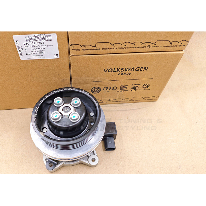 Насос системы охлаждения VAG 03C 121 004 J распродажа 