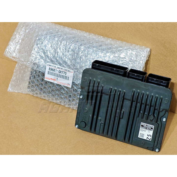 Блок управления двигателем Z5 Toyota Camry v70 2,5 A25AFKS 89661-0X770