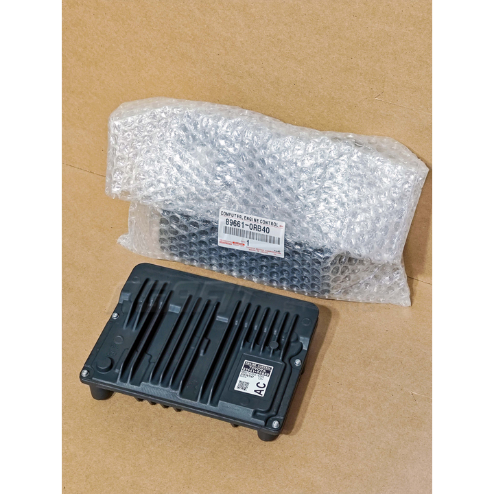 Новый блок управления двигателем эбу Тойота 89661-0RB40